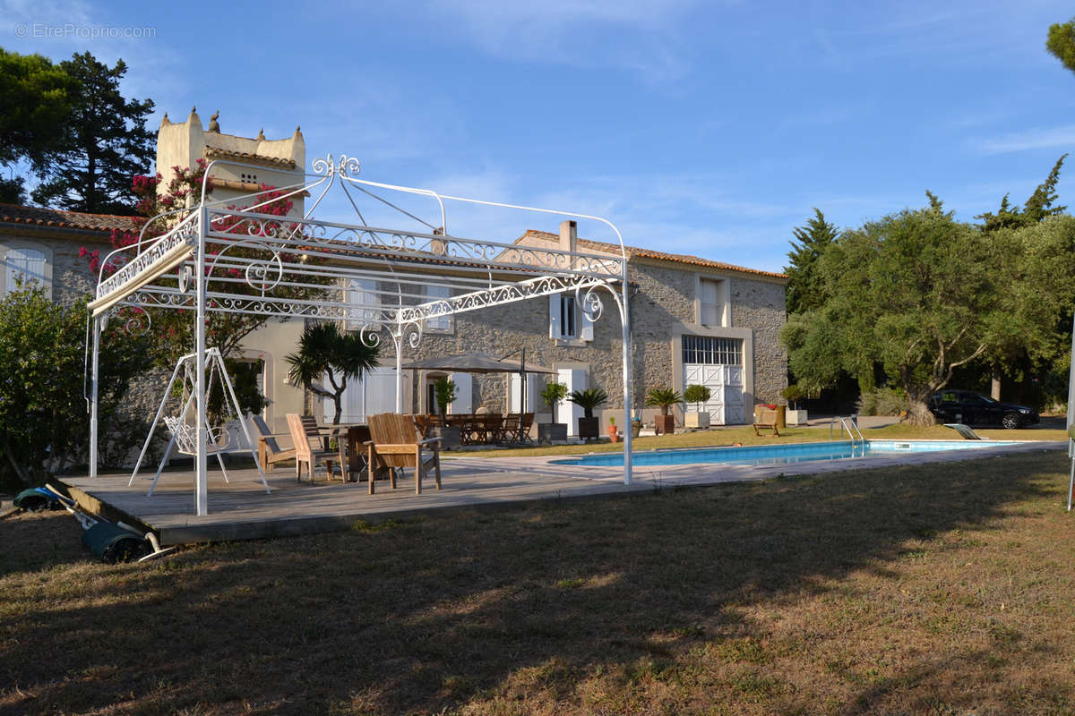 Maison à VILLEMOUSTAUSSOU