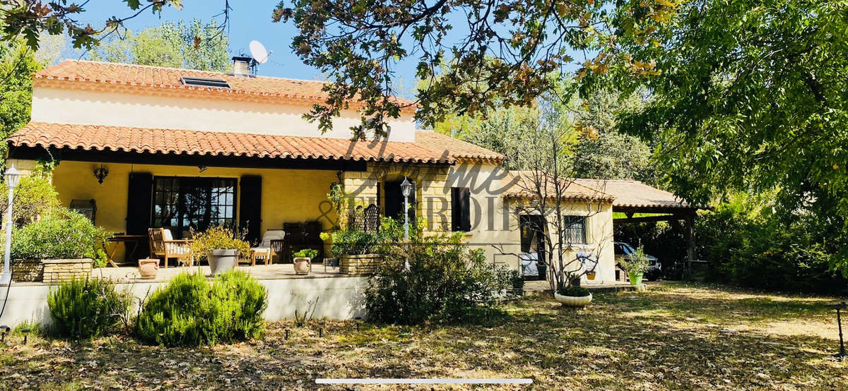 Maison à SAINT-QUENTIN-LA-POTERIE