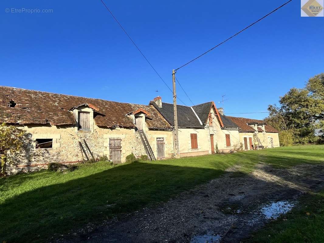 Maison à PLEUMARTIN