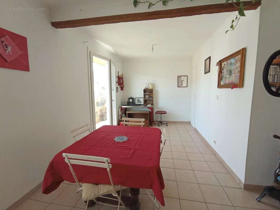 Appartement à GANGES