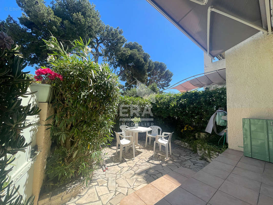 Appartement à SAUSSET-LES-PINS