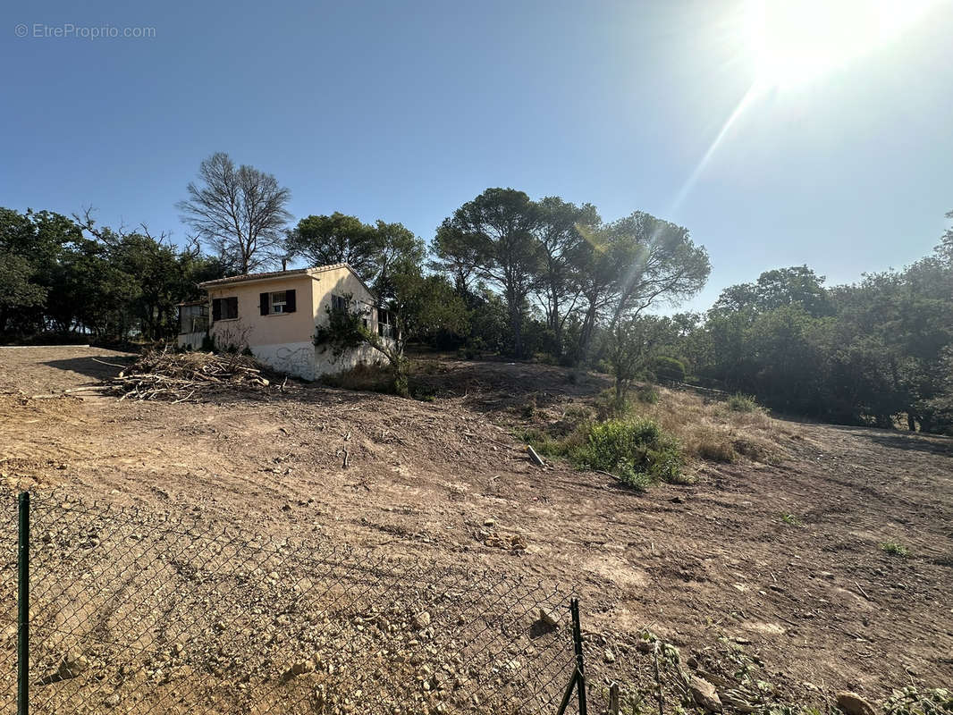 Terrain à SAINT-RAPHAEL