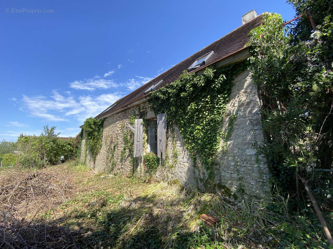 Maison à CHAZEUIL