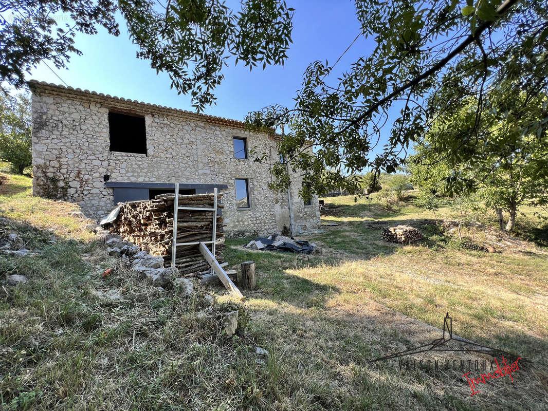 Maison à BUIS-LES-BARONNIES