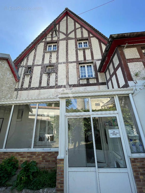 Maison à AUBERGENVILLE