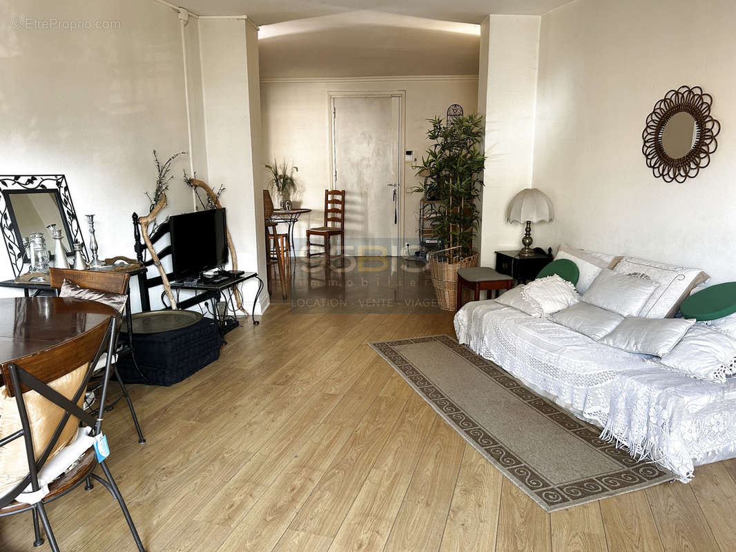 Appartement à LYON-6E