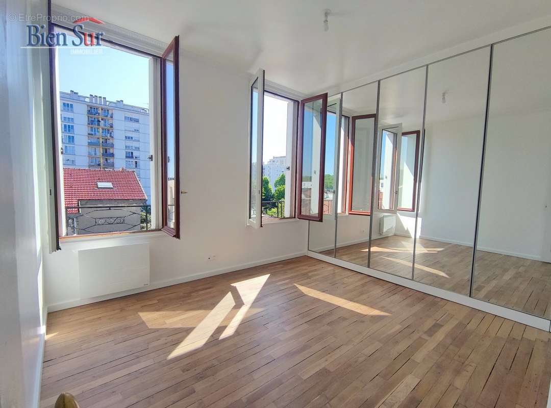 Appartement à IVRY-SUR-SEINE