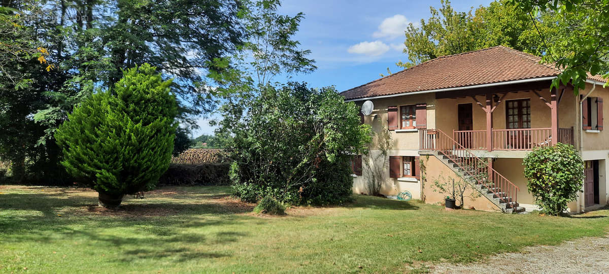 Maison à CHENAUD