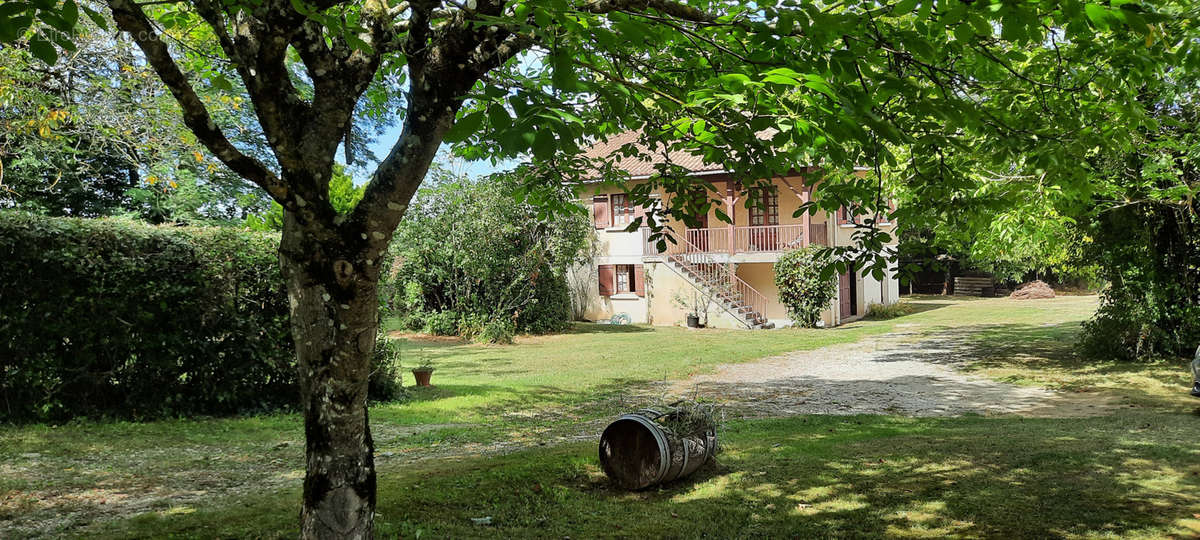 Maison à CHENAUD