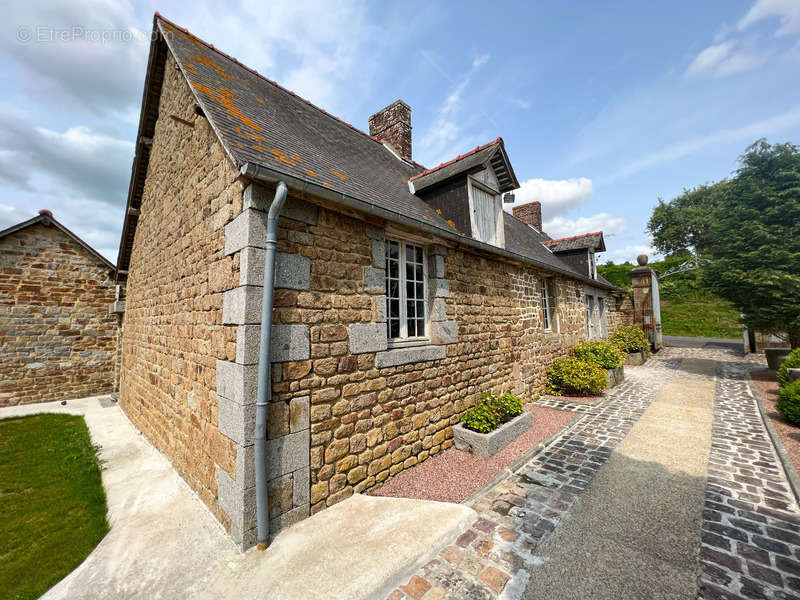 Maison à LONLAY-L&#039;ABBAYE