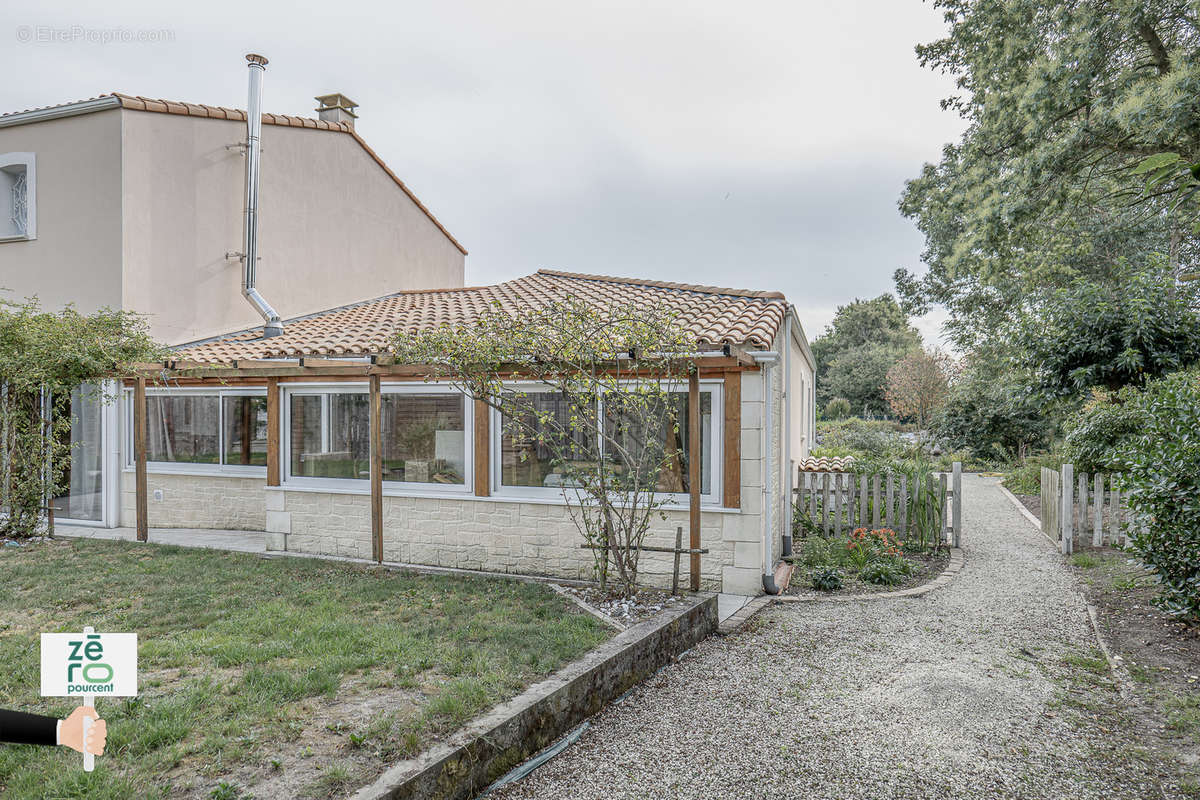 Maison à CHATEAUNEUF