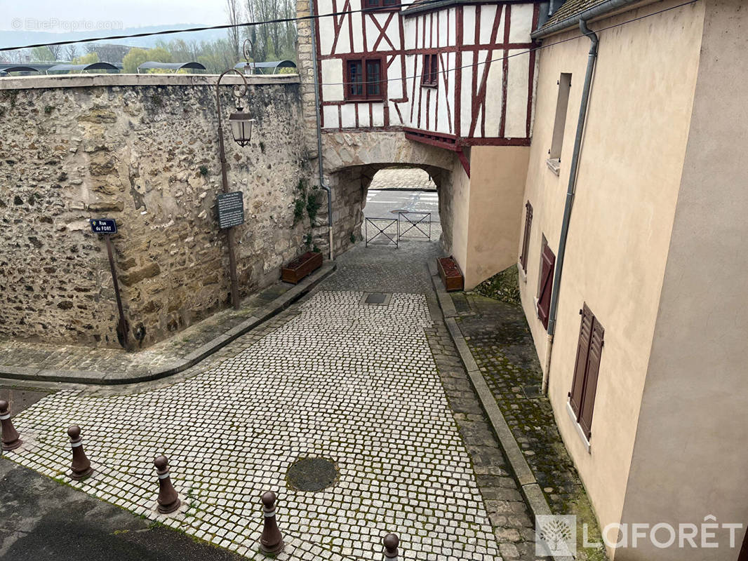 Appartement à MANTES-LA-JOLIE