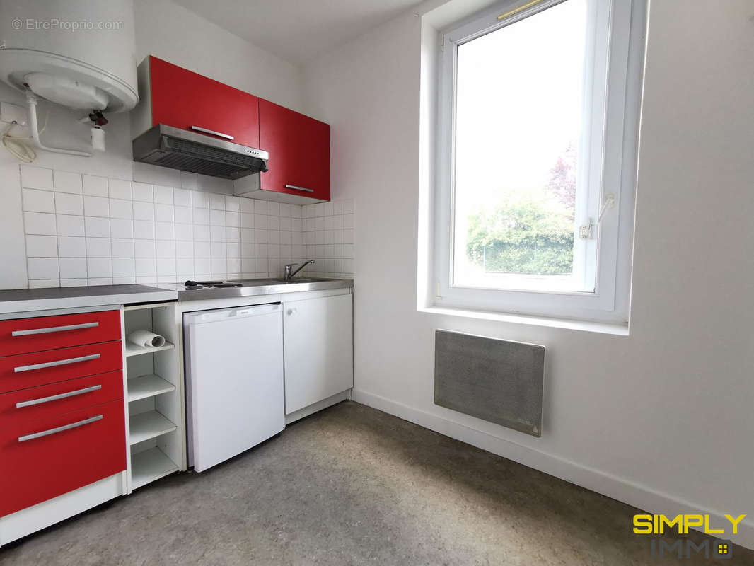 RDC DROIT 35,74 m²  - Appartement à CHATELLERAULT