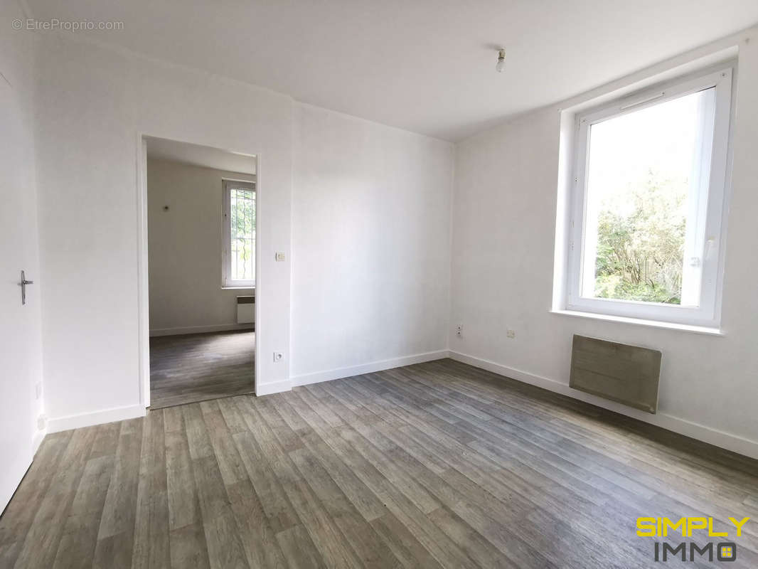 Séjour - Appartement à CHATELLERAULT