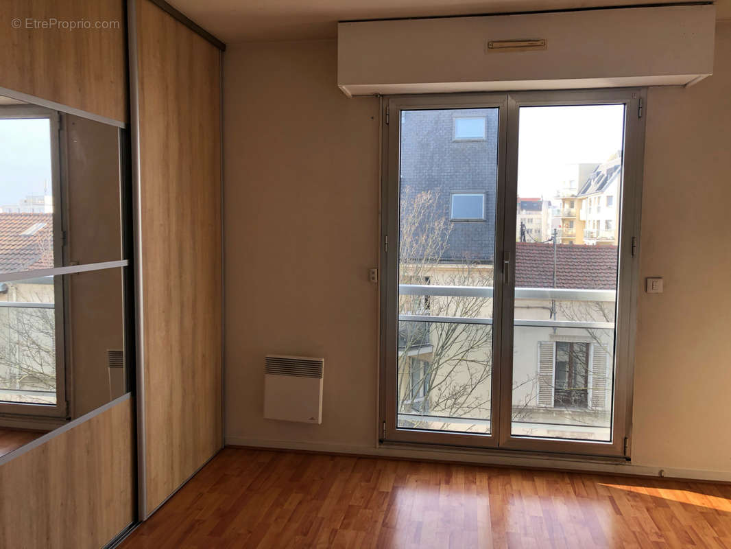 Appartement à MONTROUGE