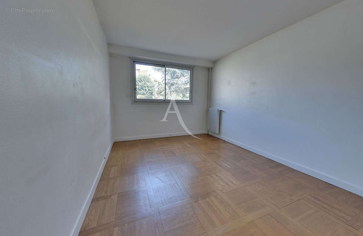 Appartement à FONTENAY-SOUS-BOIS