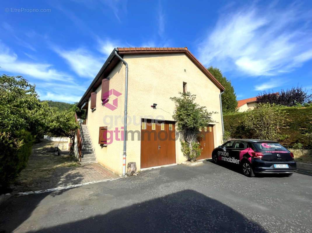 Maison à SAINT-GERMAIN-LAPRADE