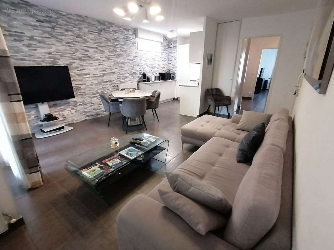 Appartement à ROSNY-SOUS-BOIS