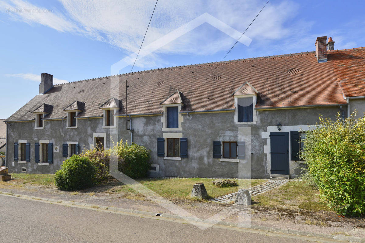 Maison à POUILLY-SUR-LOIRE