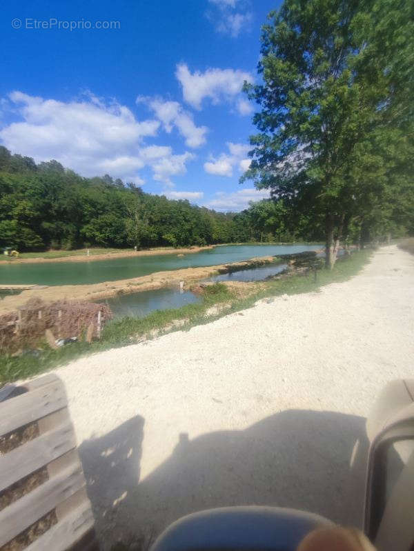 Autre à PERIGUEUX