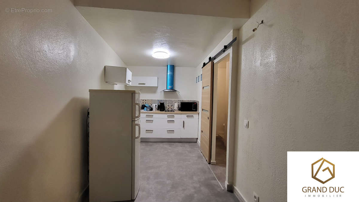 Appartement à MARSEILLE-2E