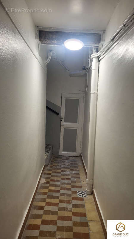 Appartement à MARSEILLE-2E