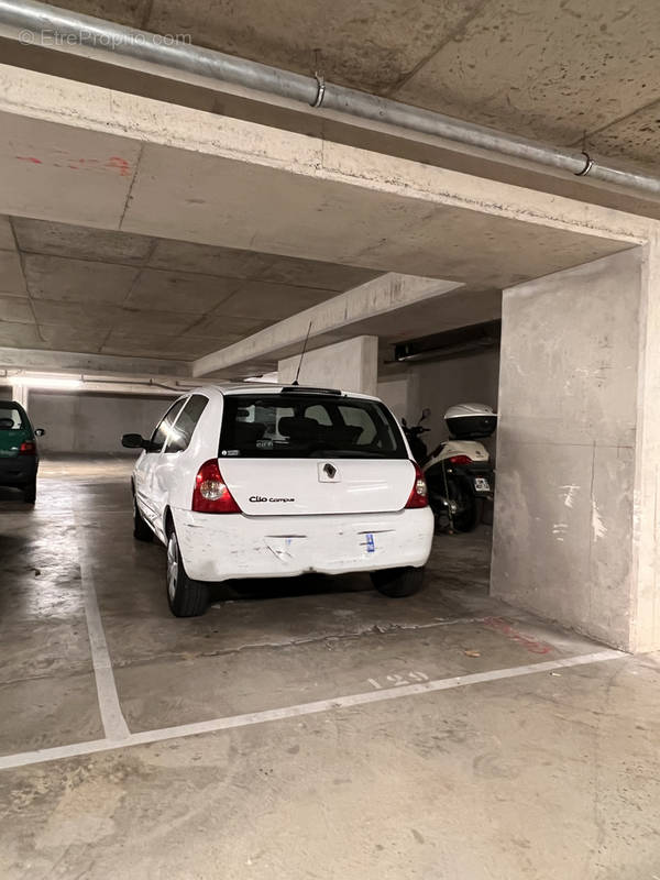 Parking à NICE