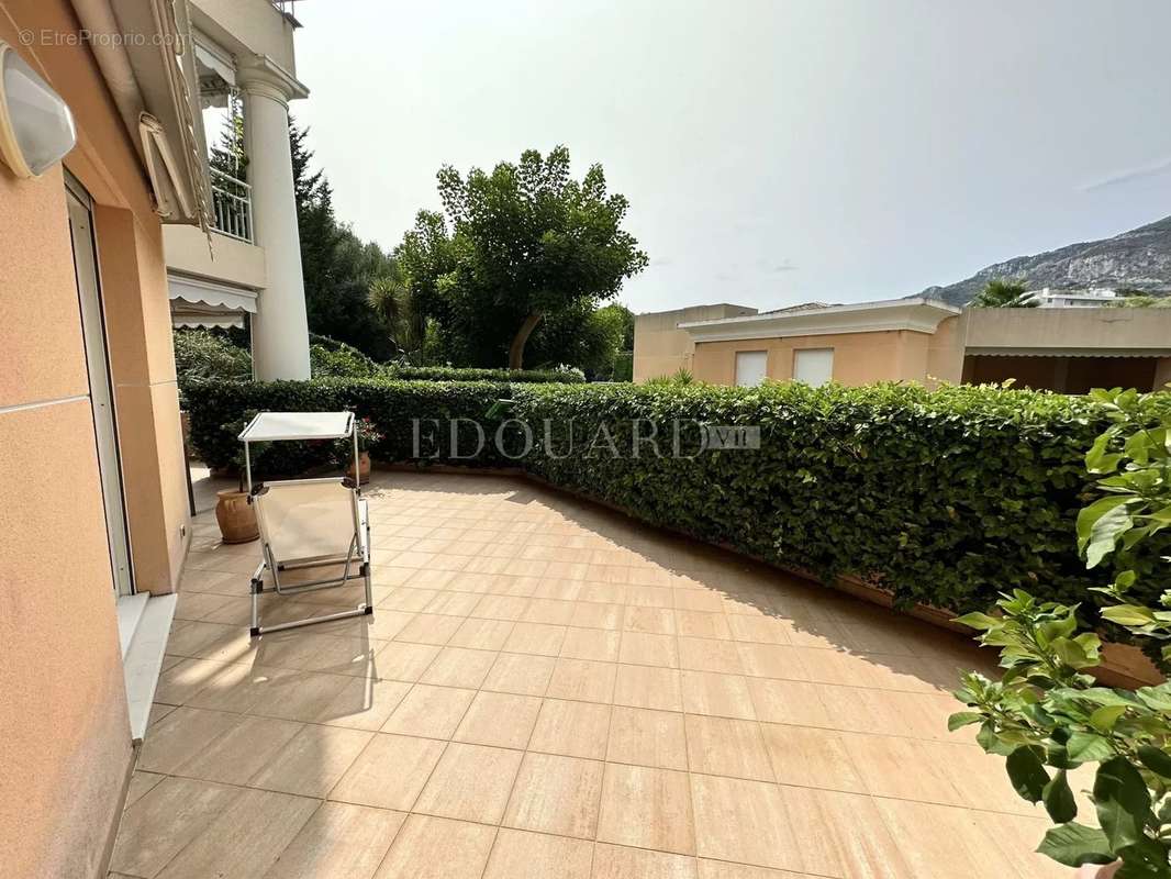 Appartement à ROQUEBRUNE-CAP-MARTIN