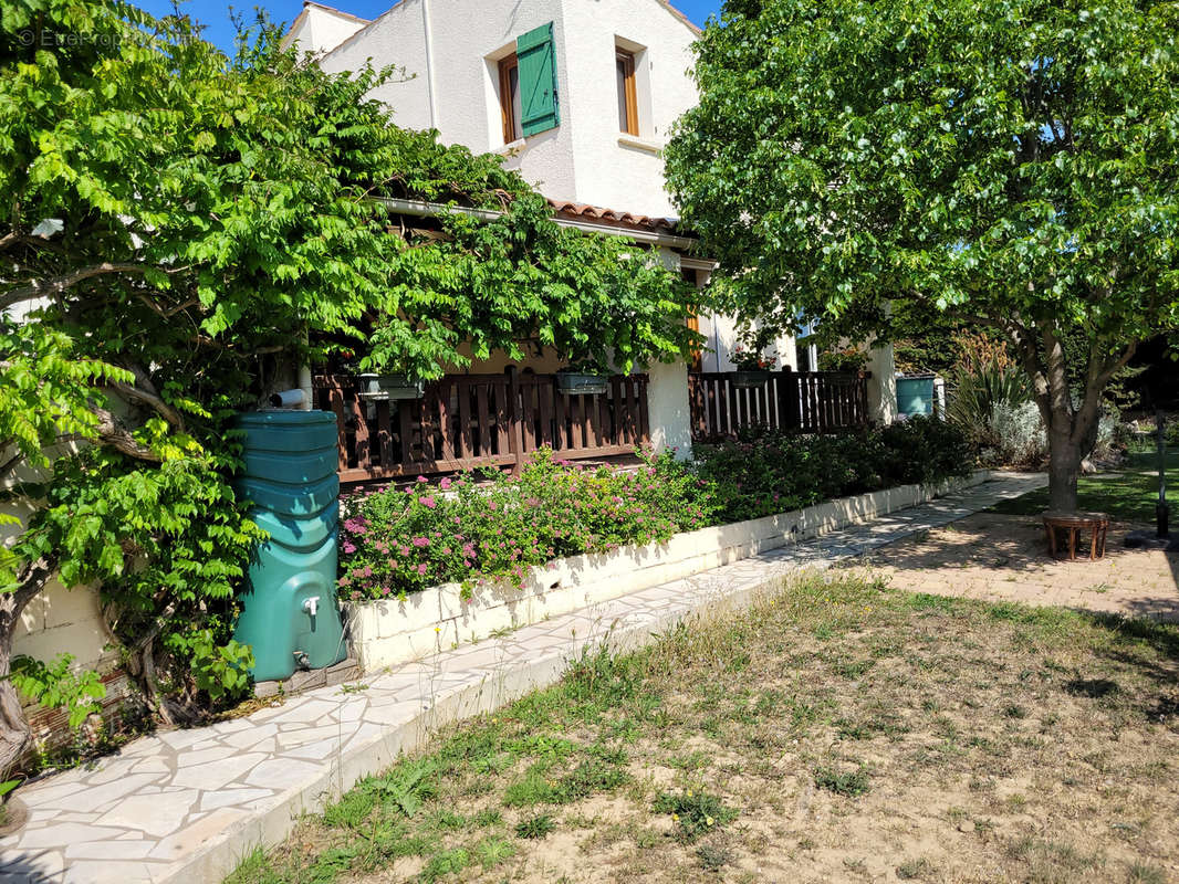 Maison à SALLES-D&#039;AUDE