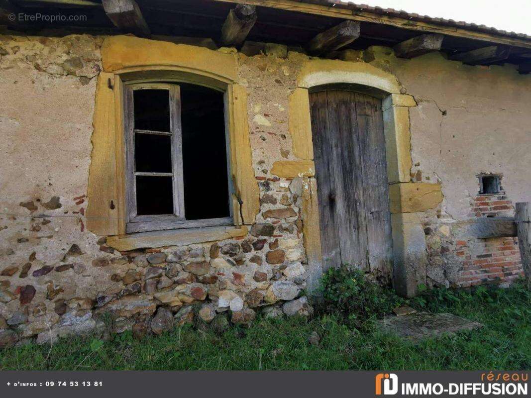 Maison à SAINT-NIZIER-SOUS-CHARLIEU