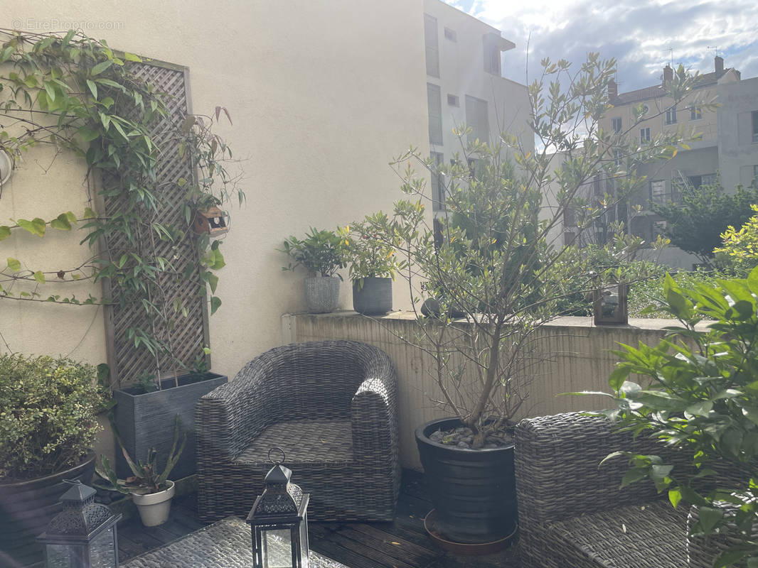 Appartement à LYON-9E