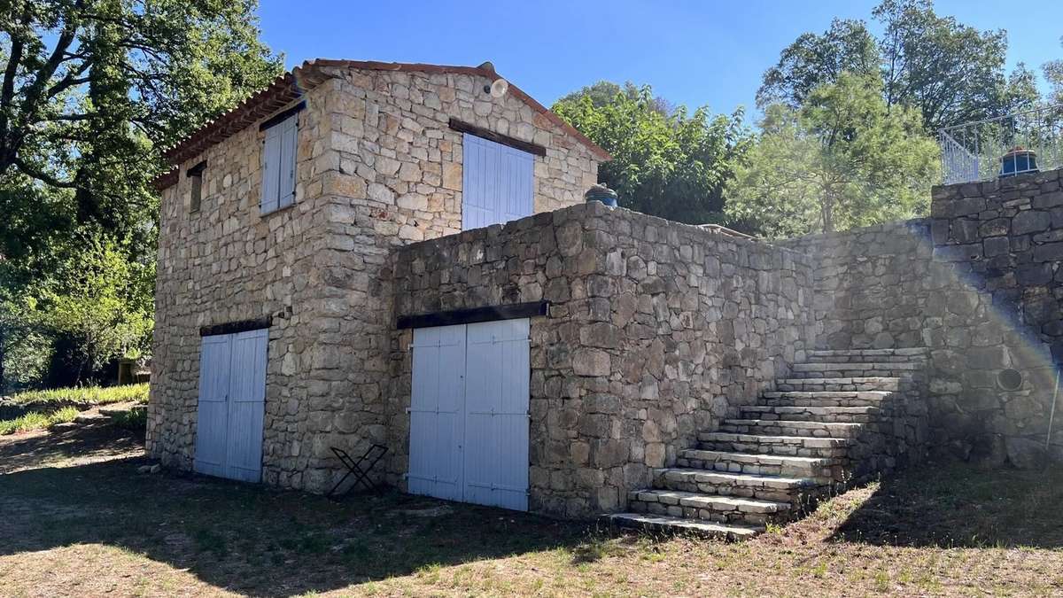 Maison à FAYENCE