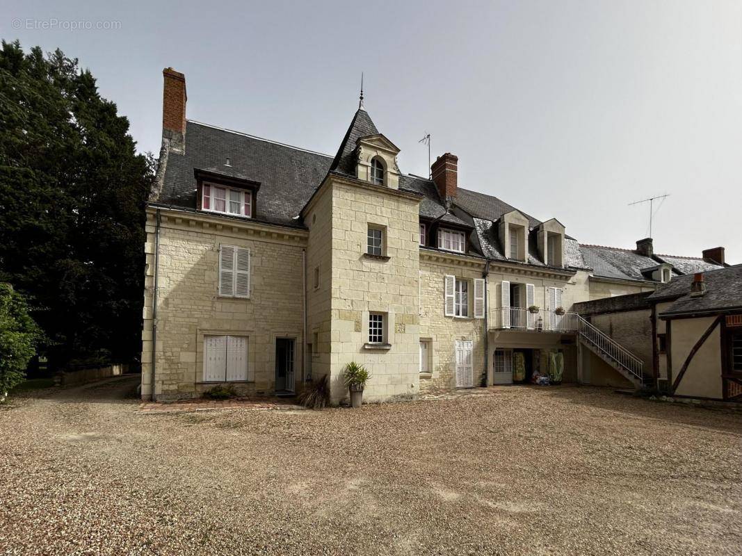 Maison à BEAUMONT-EN-VERON