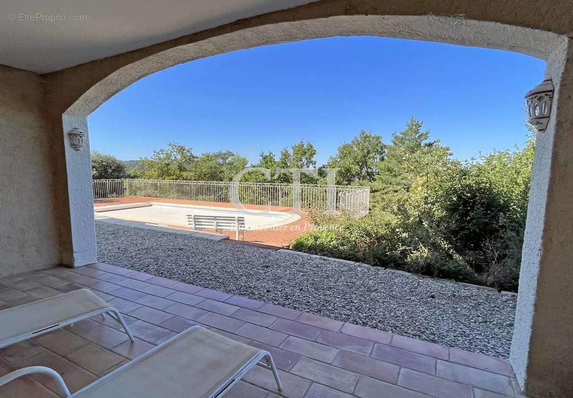 Maison à VAISON-LA-ROMAINE