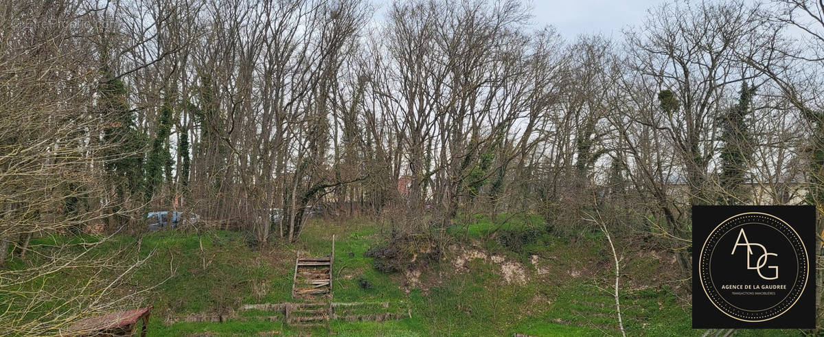 Terrain à DOURDAN