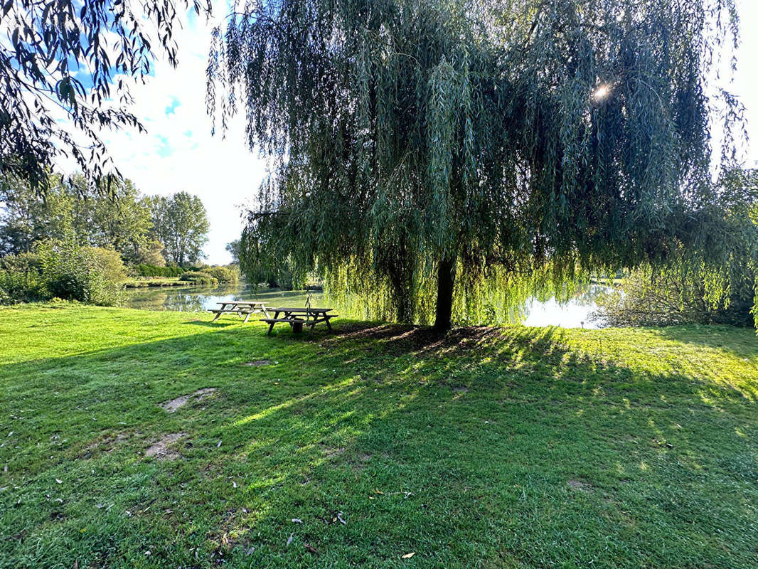 Terrain à LAMNAY