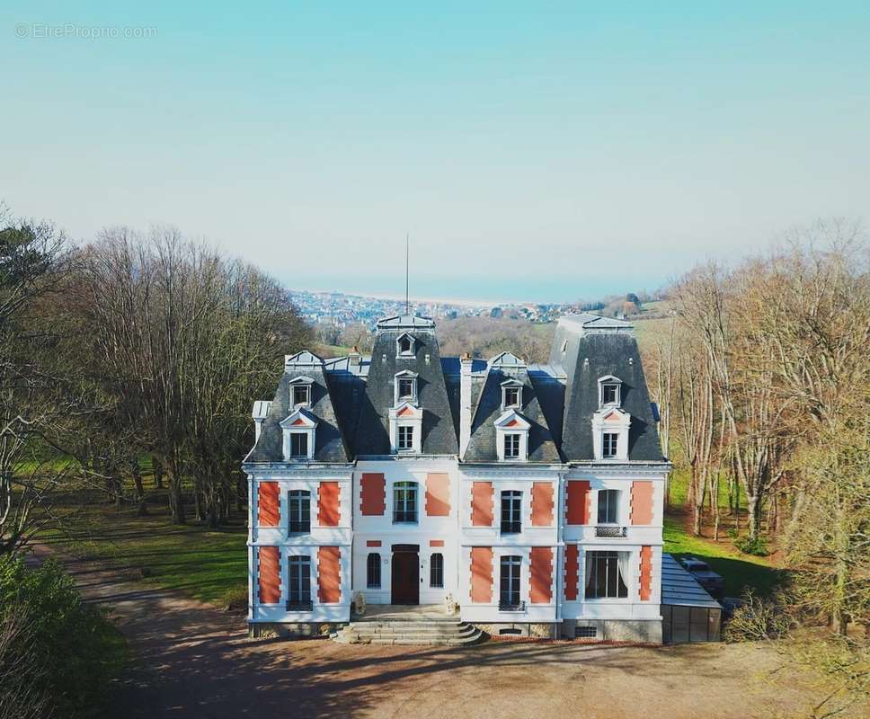 Maison à TROUVILLE-SUR-MER