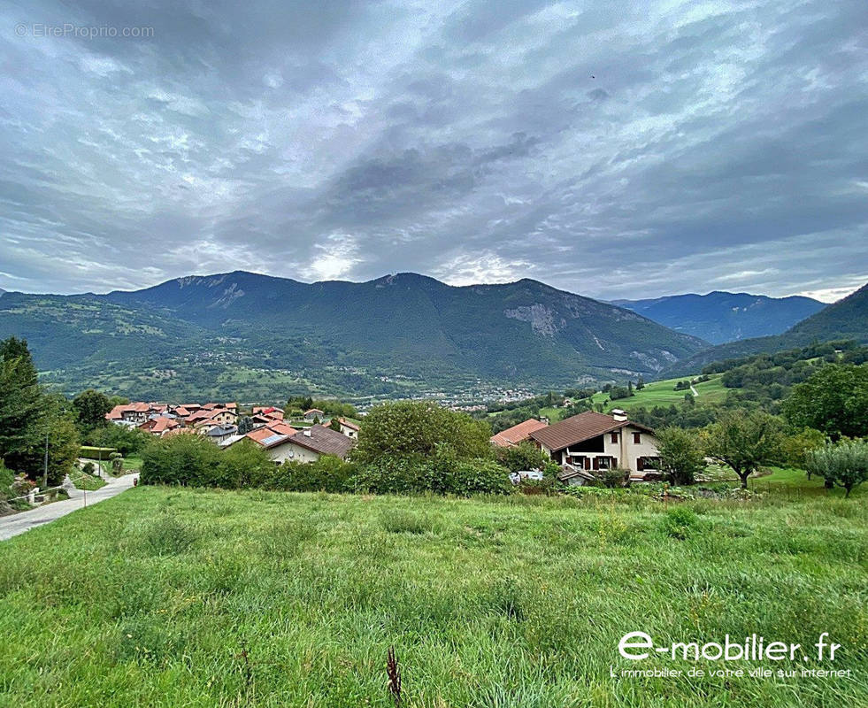 Terrain à AIGUEBLANCHE