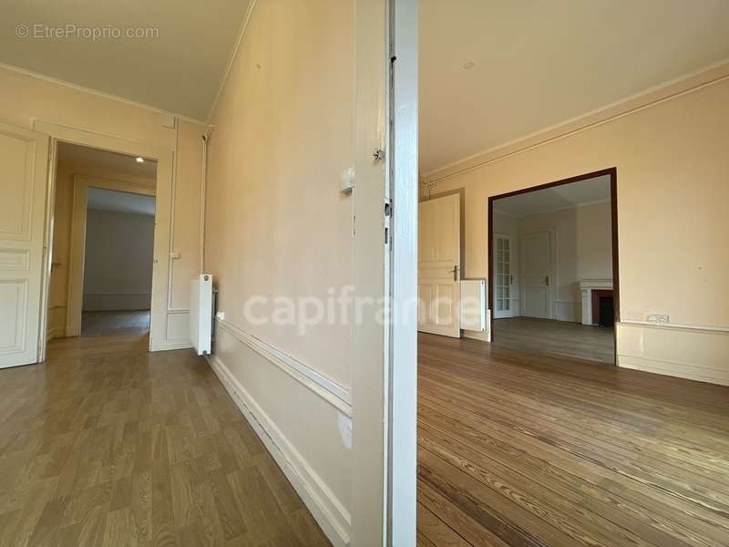 Appartement à AIX-LES-BAINS