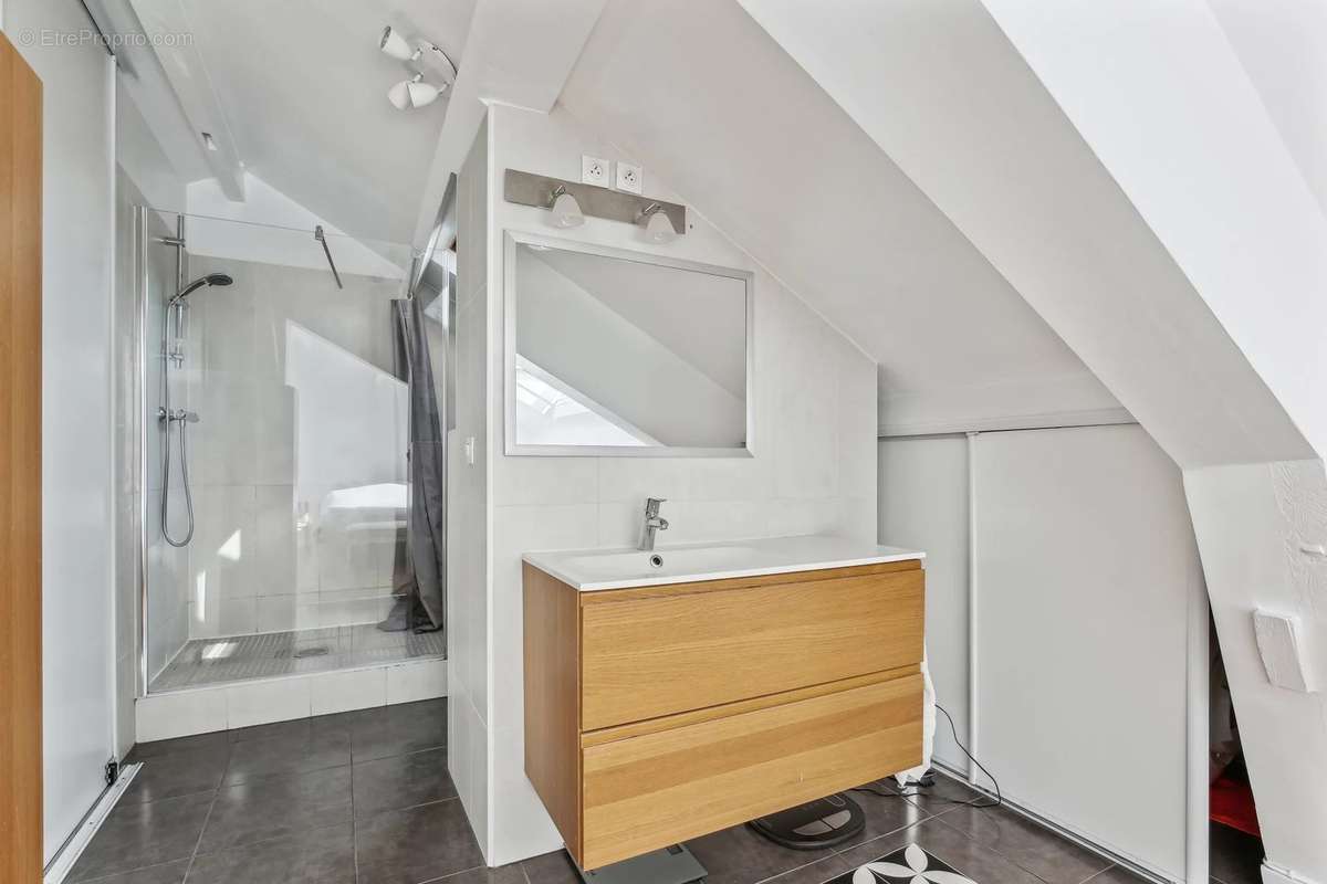 Appartement à ASNIERES-SUR-SEINE