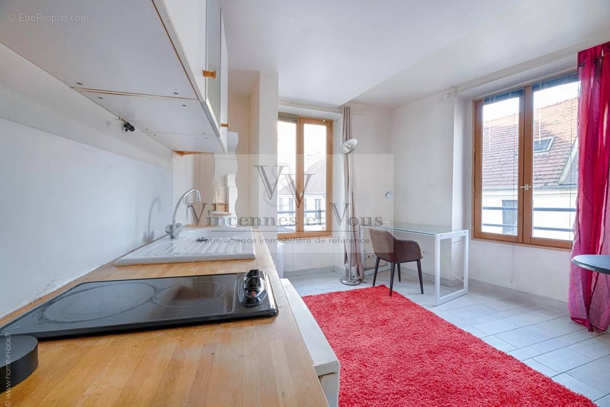 Appartement à PARIS-11E