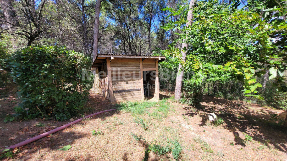 Maison à VENTABREN