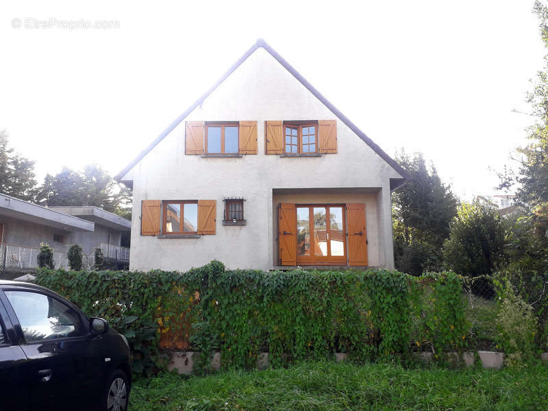 Maison à VITRY-SUR-SEINE