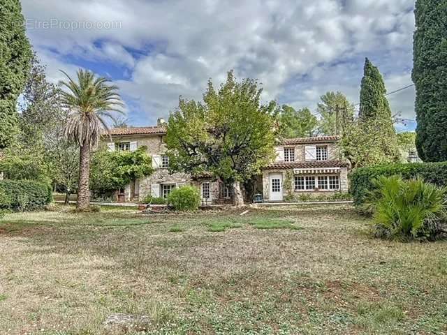 Maison à FAYENCE