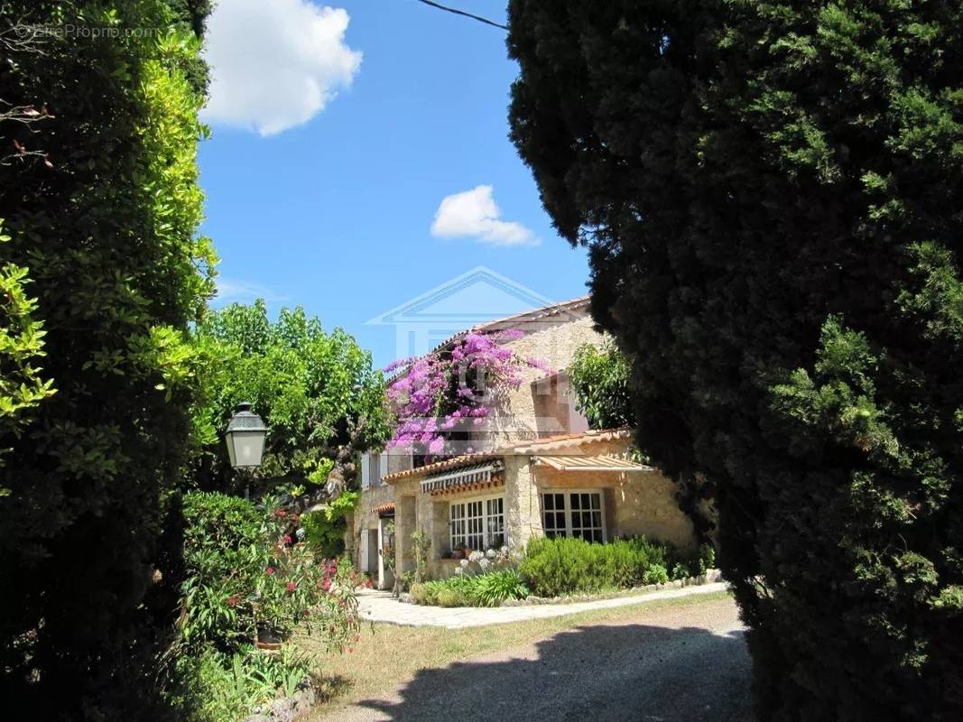 Maison à FAYENCE