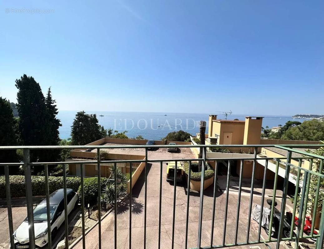 Appartement à ROQUEBRUNE-CAP-MARTIN