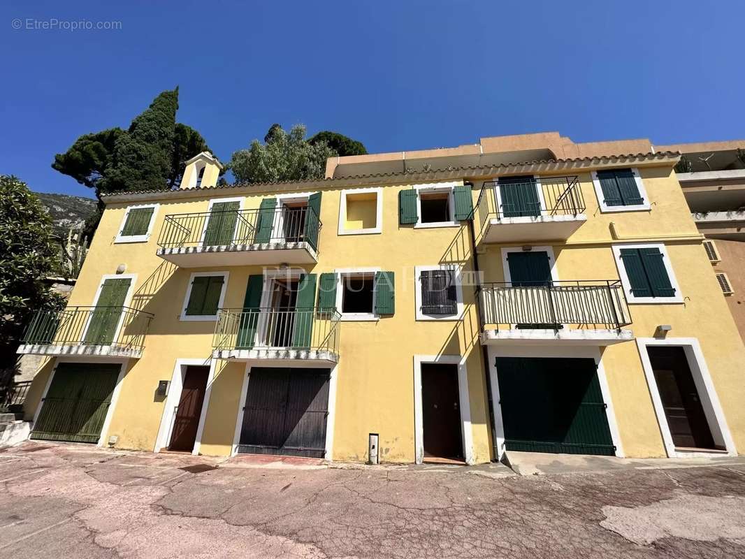 Appartement à ROQUEBRUNE-CAP-MARTIN