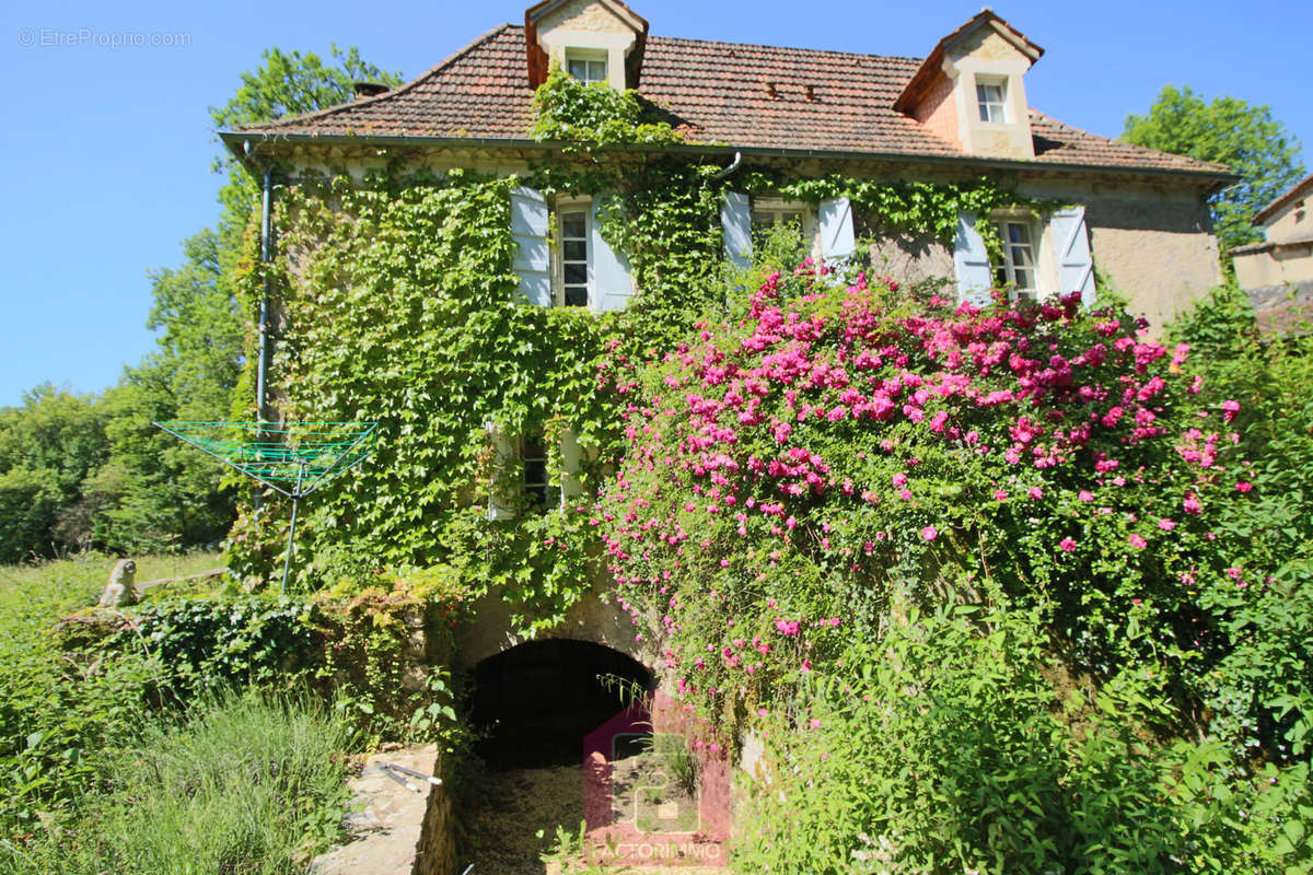 Maison à PRAYSSAC