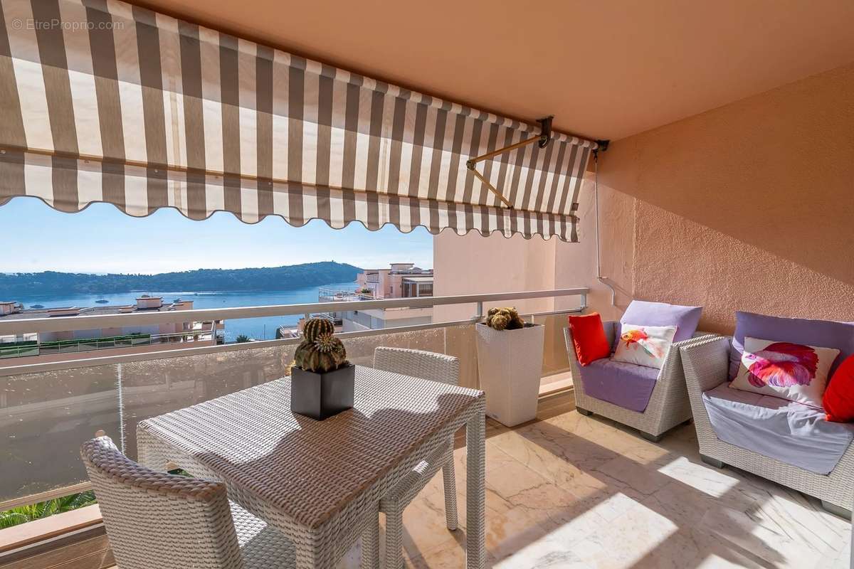 Appartement à VILLEFRANCHE-SUR-MER