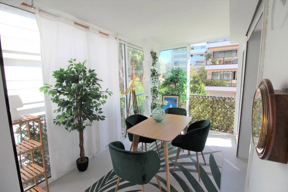 Appartement à CANNES